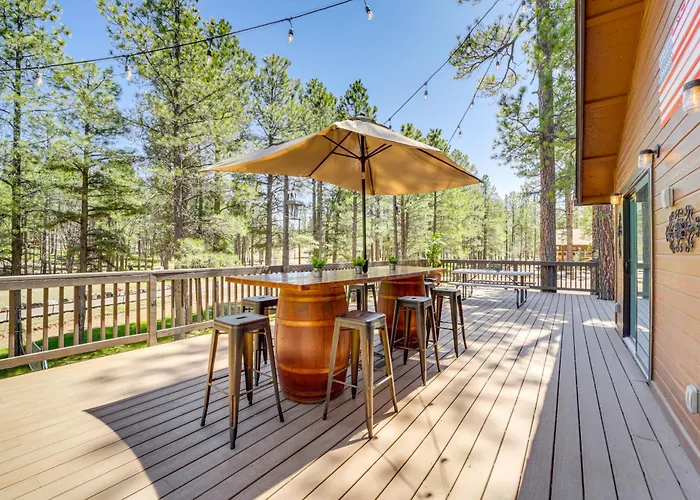 Fire Pit + Trail Access: Spacious *