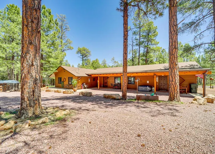 Ferienhaus Fire Pit + Trail Access: Spacious Happy Jack